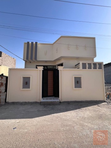 دار سكن بناء حديث 100م للبيع في البصرة