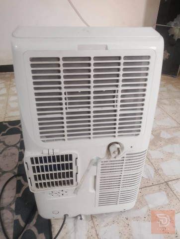 سبلت TCL استعمال قليل مستعمل للبيع في بغداد