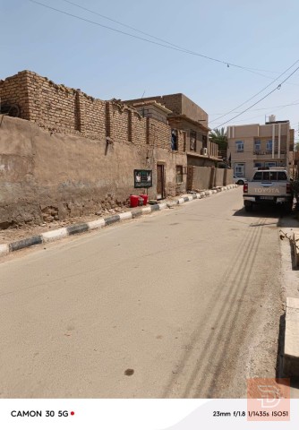 دار سكن ركن بناء قديم بالشهداء 240م للبيع في ذي قار