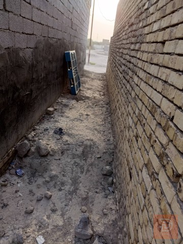 هيكل بناء للبيع في الديوانية