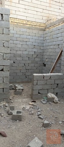هيكل بناء للبيع في الديوانية