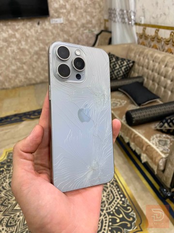 آبل آيفون ١٥ بروماكس ٢٥٦ غيغا مستعمل للبيع في بغداد