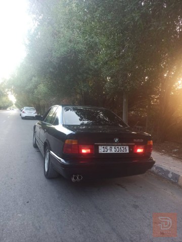 بي ام دبليو موديل 1990 للبيع في بغداد