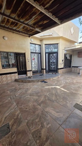 دار سكن بمساحة 200 متر للبيع في بغداد