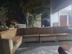 ديوان 10 مقاعد مستعمل للبيع في ميسان