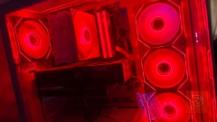 تجميعة حاسوب Ryzen 7 7700 مع شاشة وملحقات للبيع في بغداد