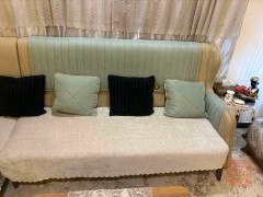 ديوان 5 مقاعد للبيع في بغداد