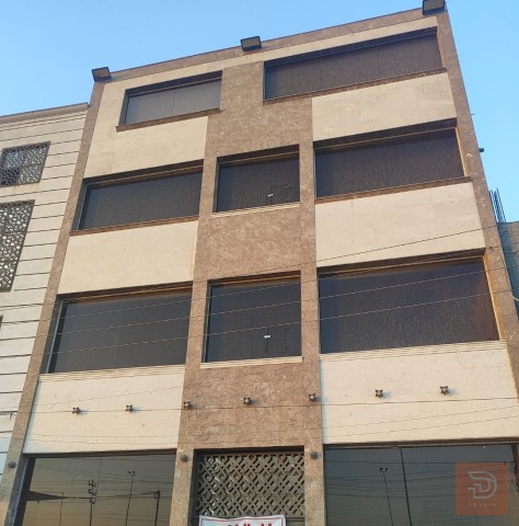 عماره تجارية في شارع القناة ١٦٠ متر للبيع في بغداد