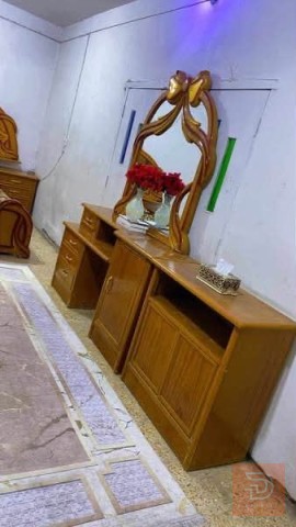 غرفة نوم عراقية تسجام ضخمة مستعمل للبيع في النجف الأشرف