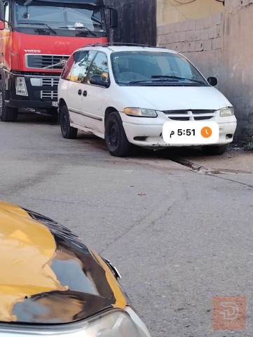 دوج كرفان لون ابيض للبيع في صلاح الدين