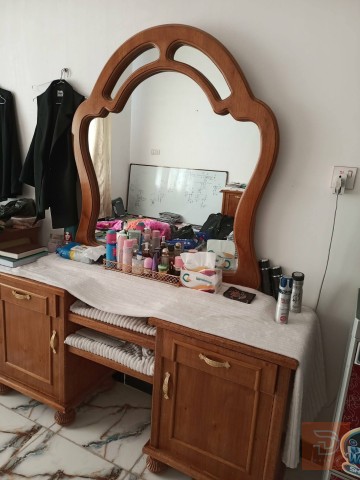غرفة نوم نجارة عراقية مستعمل للبيع في بغداد