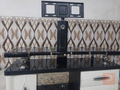 ميز جديد شبه مستعمل 120 للبيع في النجف الأشرف