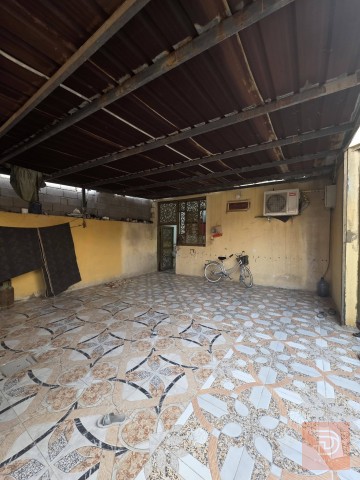 دار سكن مساحة 200 متر للبيع في البصرة