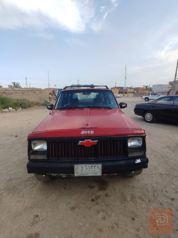 جيب شيروكي 1993 للبيع في بغداد