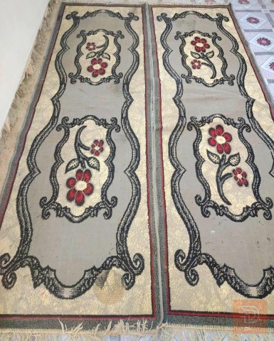 حصيرات مستعملة مع ملحقات للبيع في بغداد