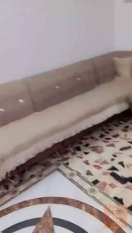 باص 11 مقعد نظيف جداا مستعمل للبيع في بغداد