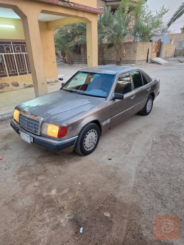 مرسدس دب 300 مستعمل للبيع في ذي قار