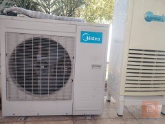 سبلت ميديا كنتوري 3 طن مستعمل للبيع في بغداد