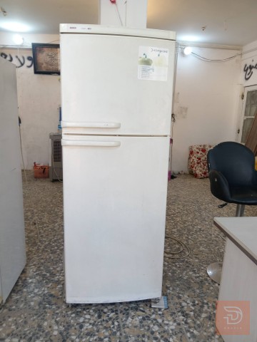 ثلاجة ٢٤ قدم وحجم ٢٢ قدم للبيع في كربلاء المقدسة