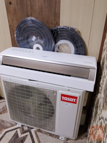 سبلت جداري توسوت انفيرتر طن ونص مستعمل للبيع في بغداد