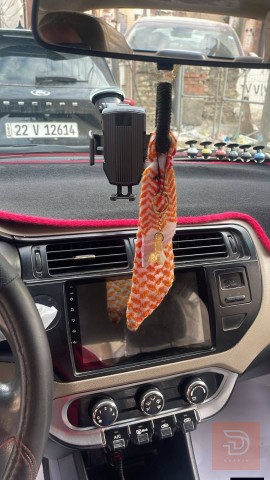 ورقة كيا ريو مستعمل للبيع في بغداد