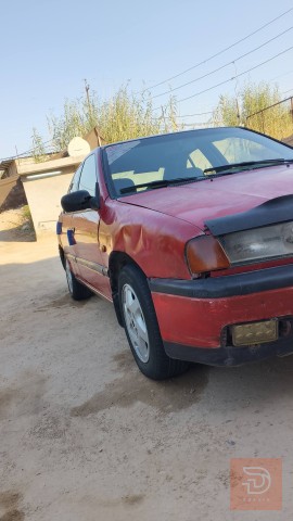 نيسان سني 1995 للبيع في كربلاء المقدسة