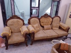 مطلوب تخم ١٠ مقاعد نظيف مستعمل في بغداد