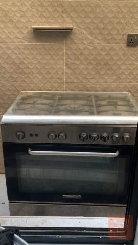 طباخ كبير للبيع في بغداد