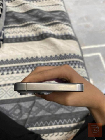 ابل ايفون 15 برو ماكس ذاكرة 256 جيجابايت تيتانيوم للبيع في بغداد