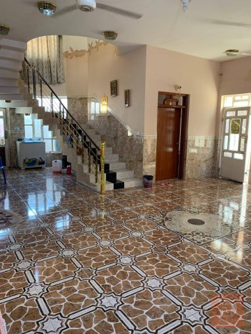 دار سكن بناء حديث بمساحة 250 م للبيع في الأنبار