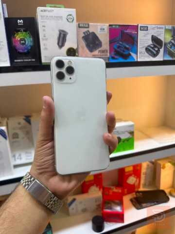 Apple iPhone 11 pro max white للبيع في بغداد