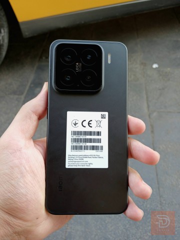 Xiaomi 15 مستعمل للبيع في واسط