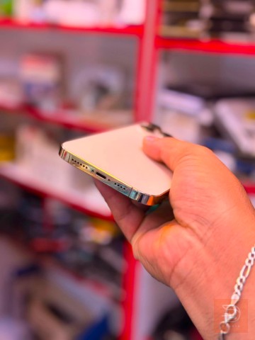 iPhone 13 Pro Max مستعمل للبيع في بغداد