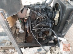 رأس توليد 7.5kv شغالة مع ضعف مستعمل للبيع في بابل