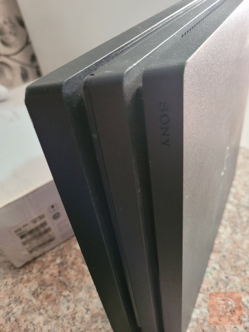 PS4 Pro مستعمل للبيع في كربلاء المقدسة