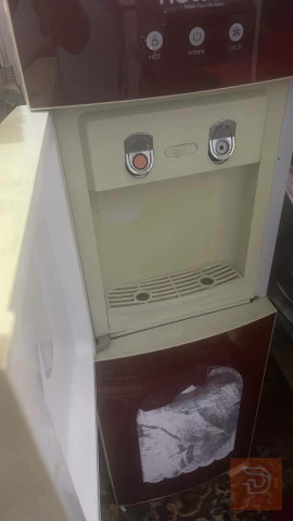 براد نظيف شغال مستعمل للبيع في النجف الأشرف