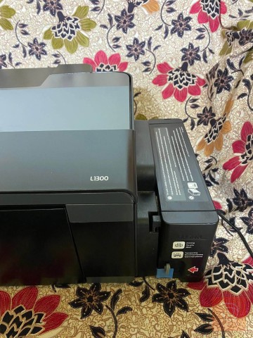 طابعة Epson L1300 ملون وعادي مستعمل للبيع في بغداد