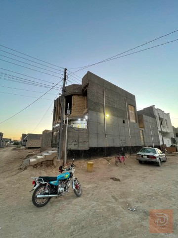 بيت طابقين ركن 200 متر للبيع في الأنبار