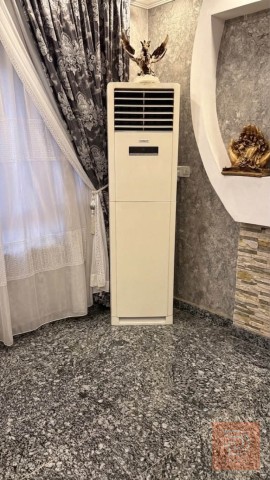 سبلت توسوت عمودي 3 طن مستعمل للبيع في بغداد
