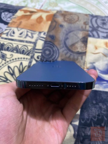 iPhone 12 Pro Max ذهبي ازرق للبيع في بغداد