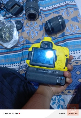 كاميرا كانون D700 للبيع في الديوانية