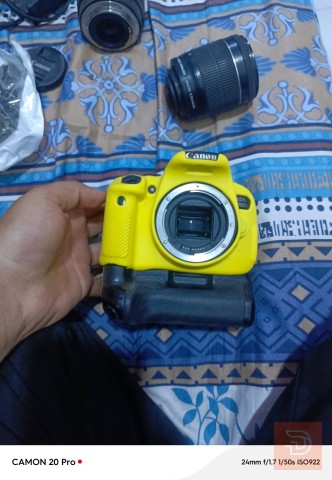 كاميرا كانون D700 للبيع في الديوانية