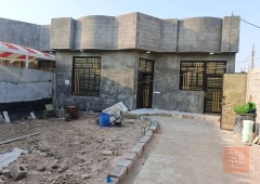 مطلوب دار سكن ركن على شارعين 300 م في البصرة