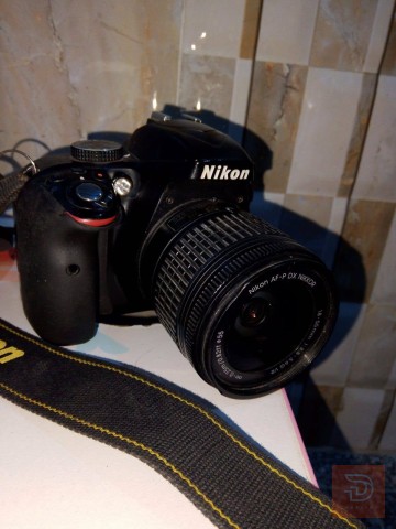 Nikon D3300 مستعمل للبيع في المثنى