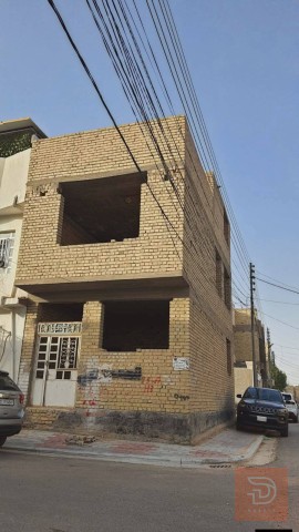 هيكل مربع طابقين ونصف مساحة 50 متر للبيع في بغداد
