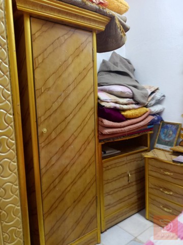 غرفة نوم صاج خشب ثقيل مستعمل للبيع في واسط