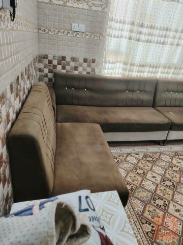 ديوان حرف L للبيع في واسط