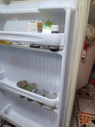 ثلاجة بيضاء نظيفة ابيض للبيع في كربلاء المقدسة