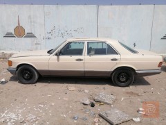 سيارة موديل 83 جاهزة للبيع في البصرة