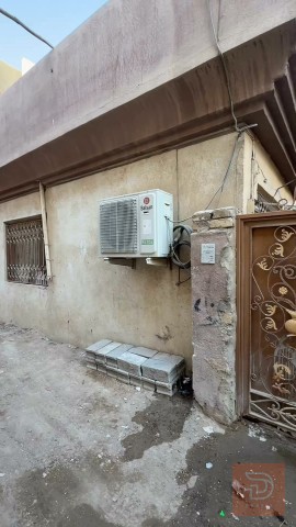 بيت طابقين مساحة 215م للبيع في كربلاء المقدسة